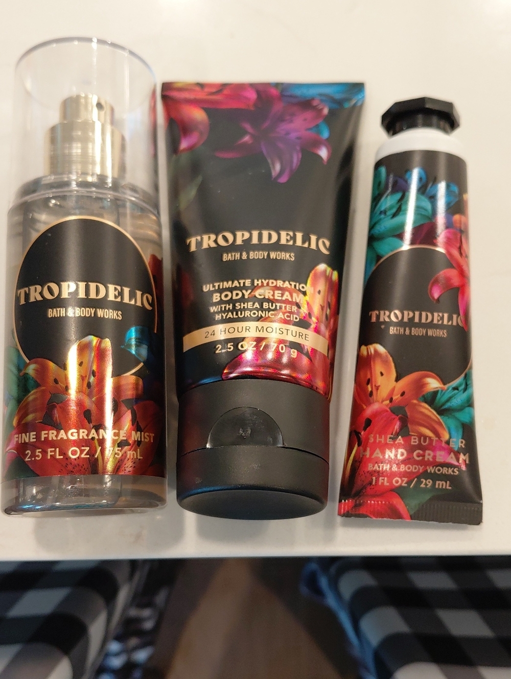 3 PieceBath & Body Works "Tropidelic" Set — Black with  Floral Accents....NEW